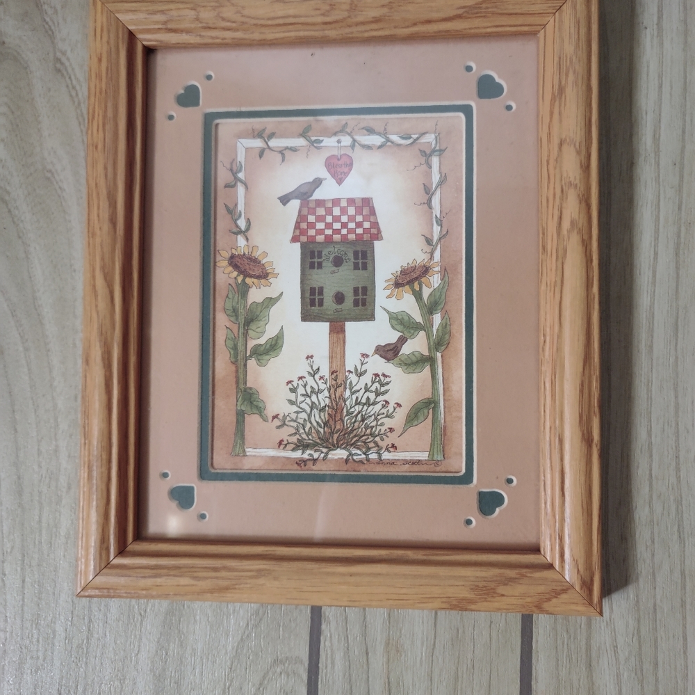 VINTAGE BEAUTIFUL FRAMED WALL PICTURE. BIRD AND BIRD HOUSE.